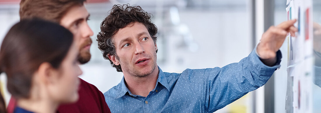 2-Mann-1-Frau-Shop-Floor-Datenanalyse 2-Mann-1-Frau-Shop-Floor-Datenanalyse